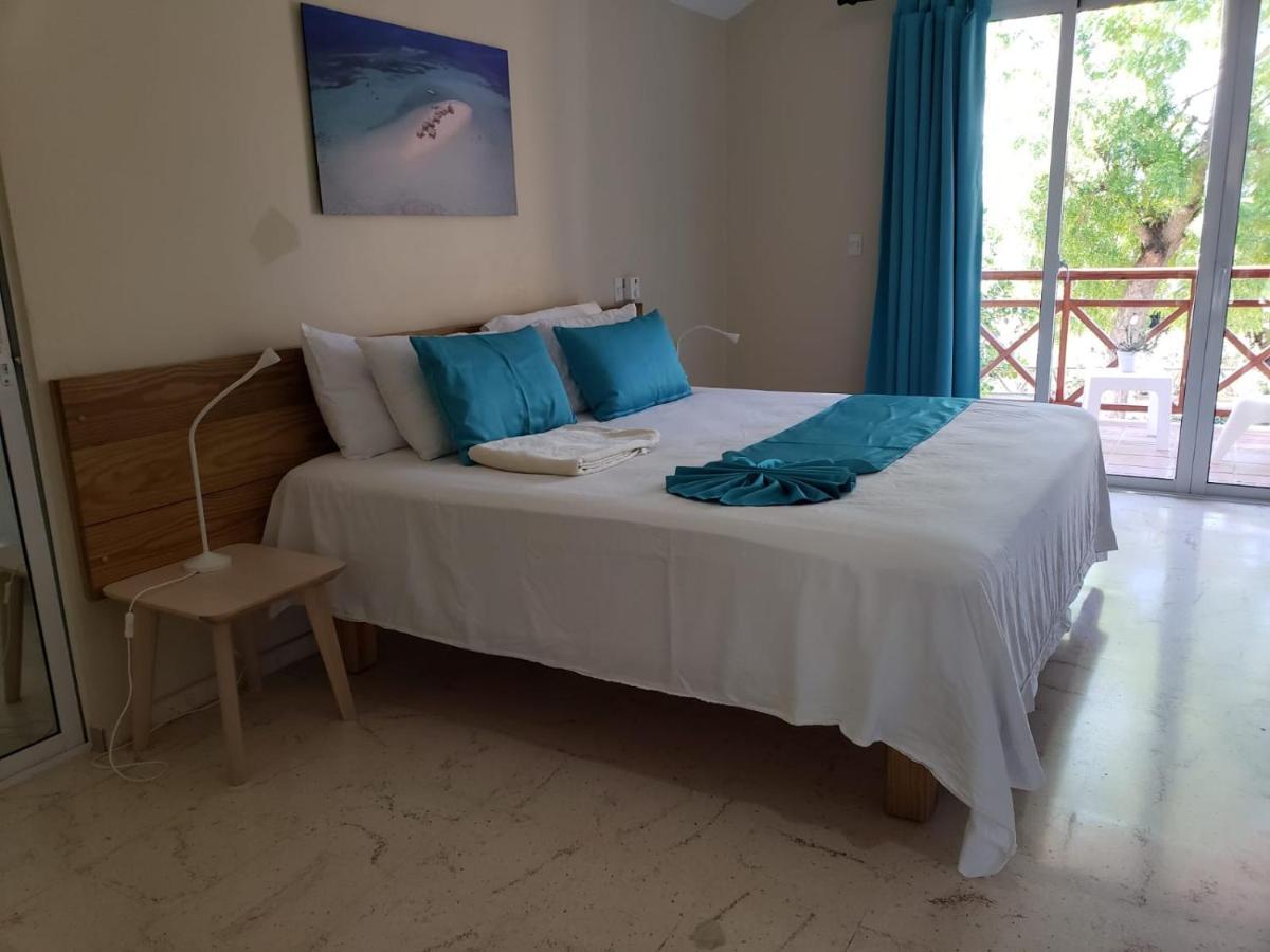 Paradise Island Beach Resort Punta Rucia Extérieur photo