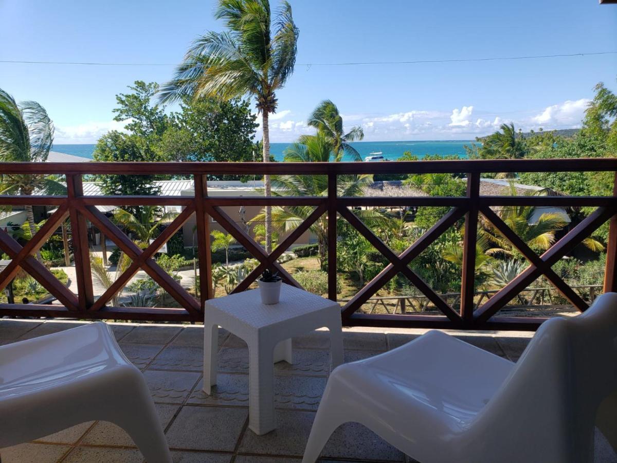Paradise Island Beach Resort Punta Rucia Extérieur photo