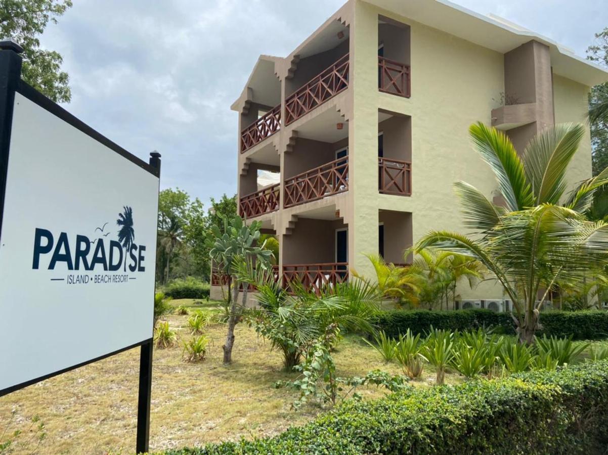 Paradise Island Beach Resort Punta Rucia Extérieur photo