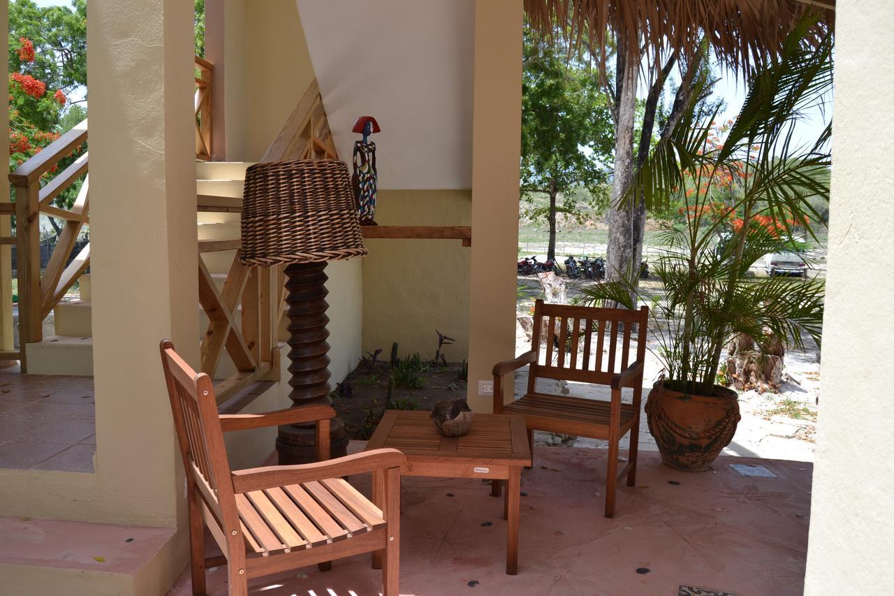 Paradise Island Beach Resort Punta Rucia Extérieur photo